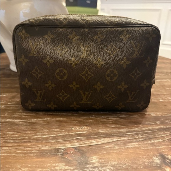 Louis Vuitton Brown Monogram Toiletry Bag - Picture 1 of 5